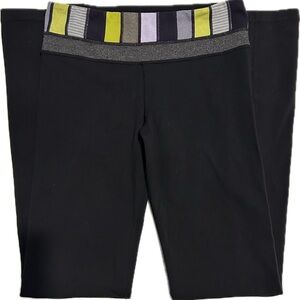 LULULEMON - Groove Pant Reversible Quilt Waistband